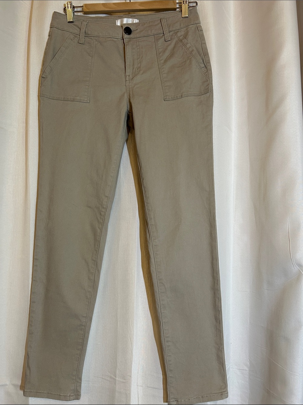 1822 Denim Straight-Leg Jeans in Light Khaki